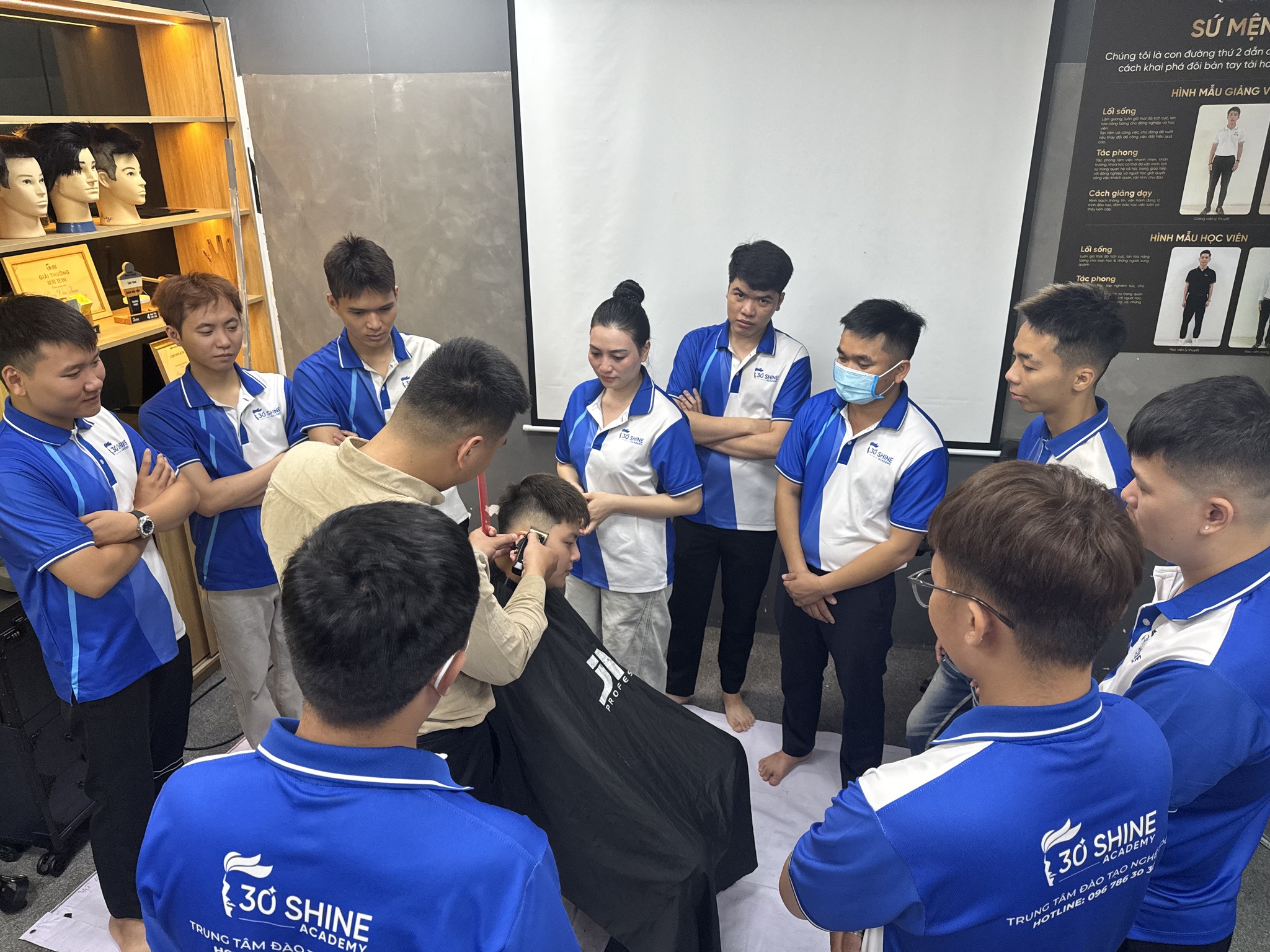 30shine Academy